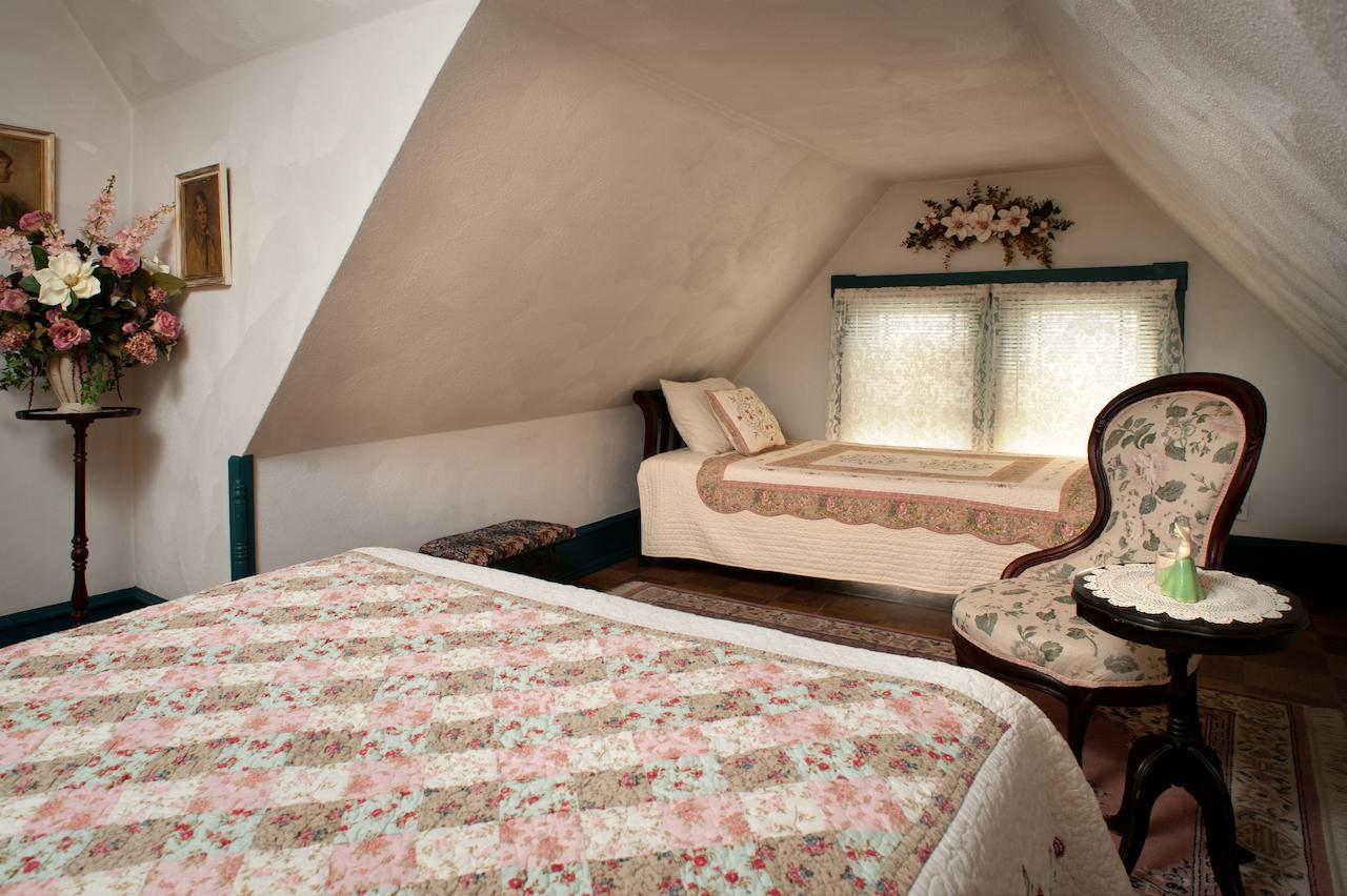 The Historic Morris Harvey House Bed & Breakfast Fayetteville Cameră foto