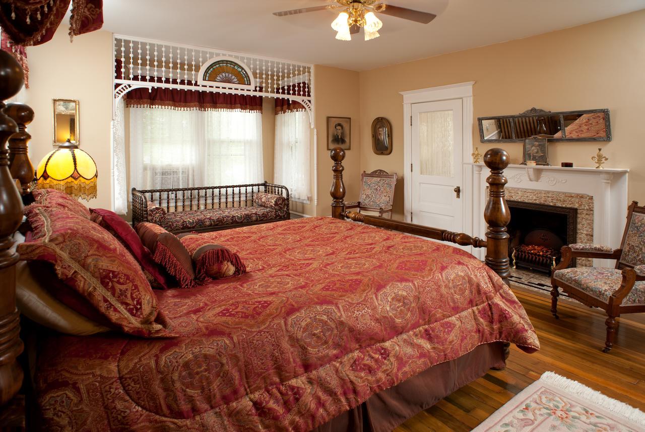 The Historic Morris Harvey House Bed & Breakfast Fayetteville Cameră foto